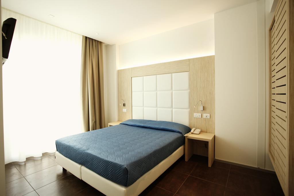 Hotel Fantasy Riccione Chambre photo